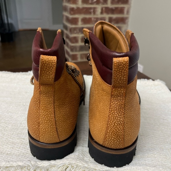 Taft Suola Viking Boot Size 43 US 10 Handmade In Spain Leather Hiking Vibram EUC - Picture 4 of 11